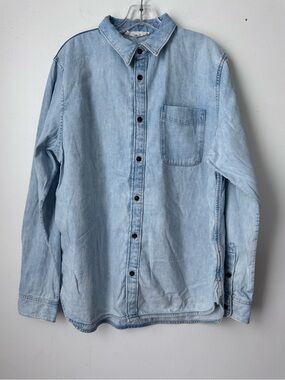 Everlane Light Blue Denim Button-Down Shirt